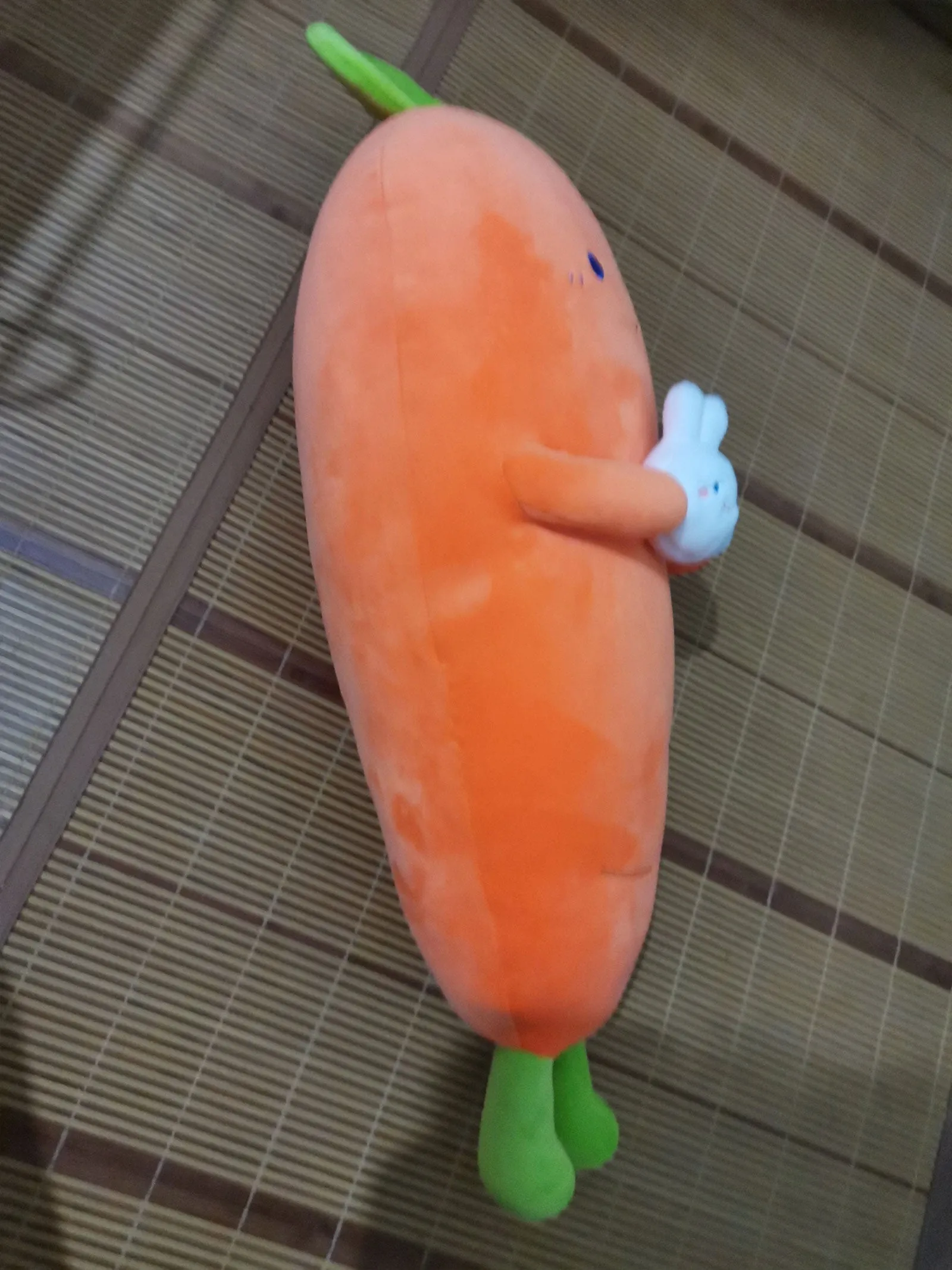 cumohug Bolsters,Stuffed Plush Soft Carrot Hugging Pillow
