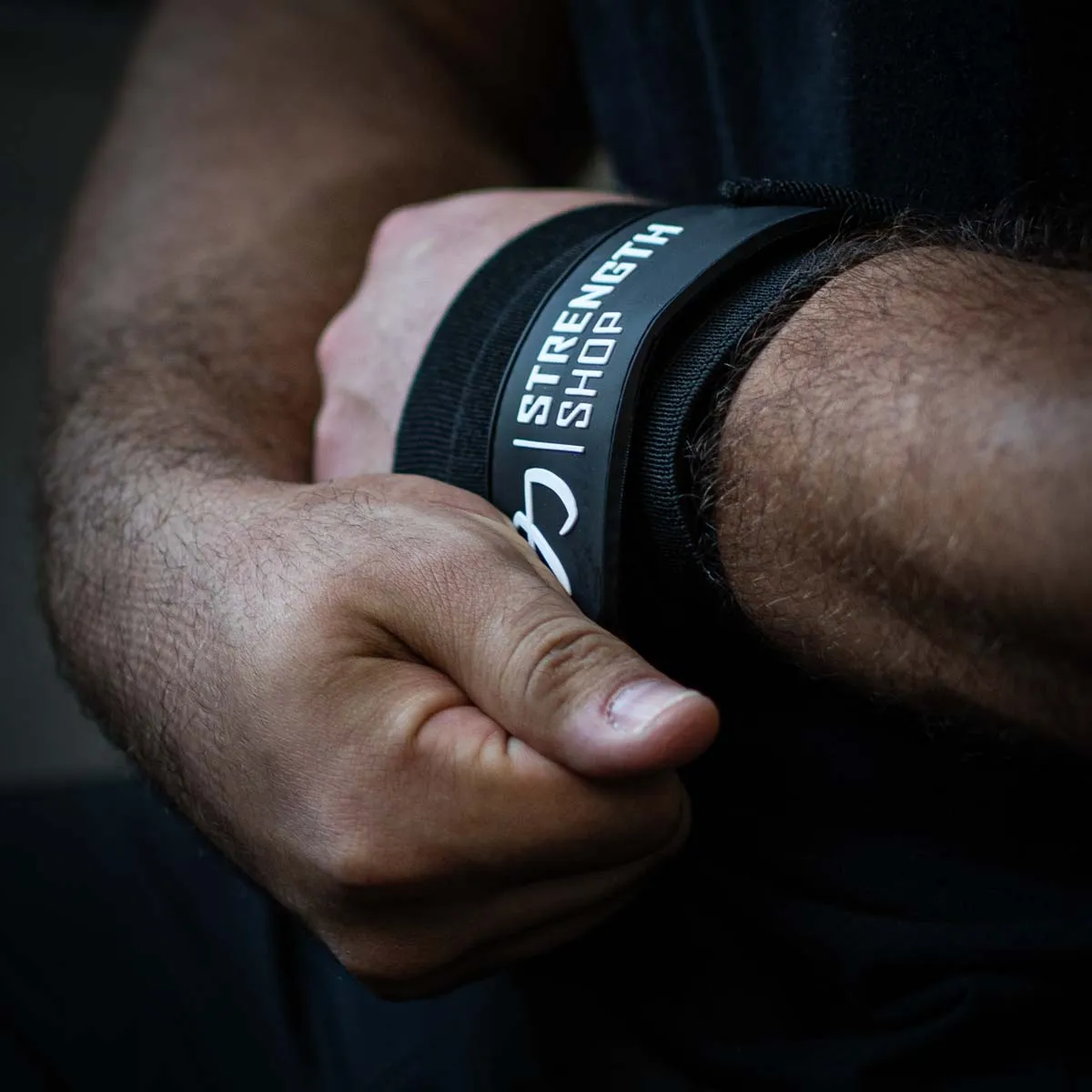 Medium Wrist Wraps, Black, 30CM/60CM - IPF Approved