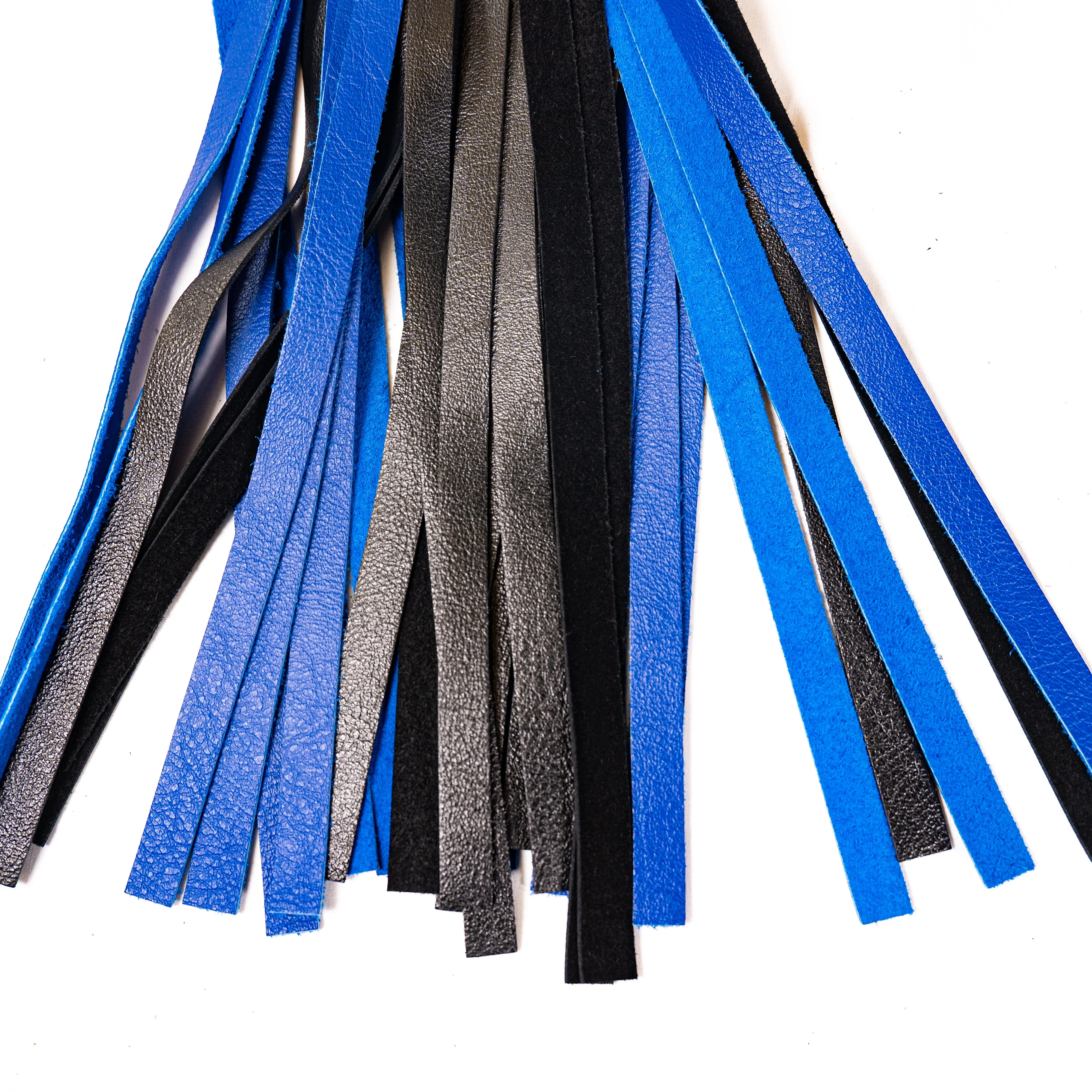 Rapture Leather Deertan Cowhide Flogger in Blue & Black