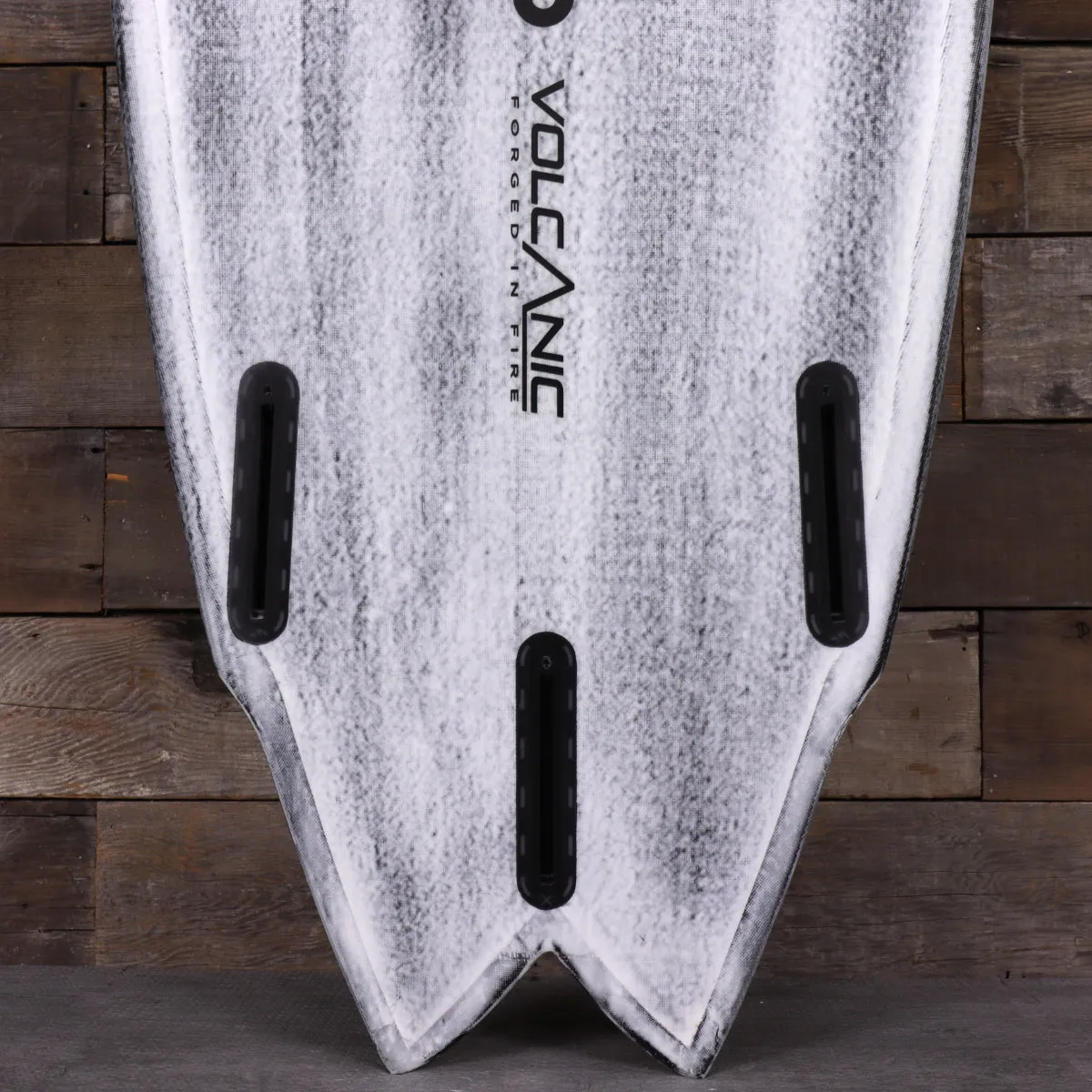 Slater Designs Great White Twin I-Bolic Volcanic 5'9 x 19 ⅝ x 2 9/16 Surfboard